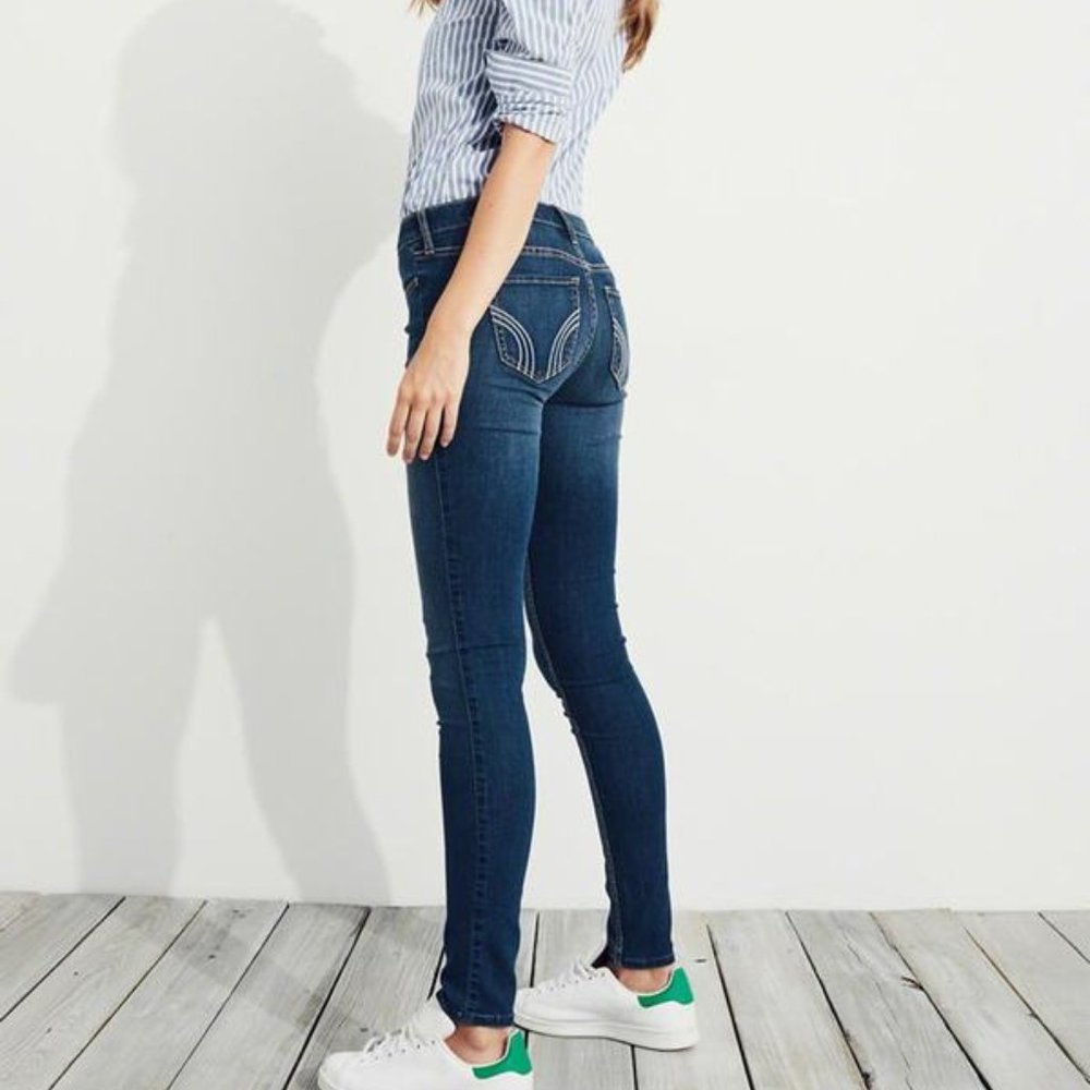 Hollister Classic Stretch Skinny Jean EUC Juniors 1